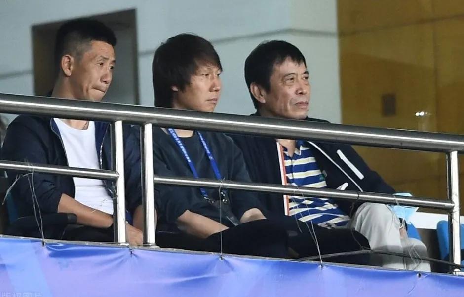 陈戌源终落网

2月14日，中国足球协会主席、党委副书记陈戌源涉嫌严重违纪违法，