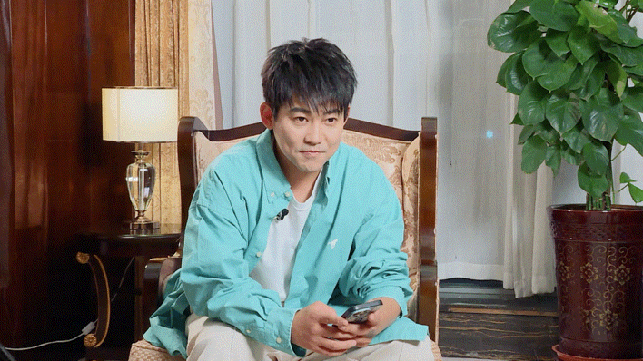  看来 的倒放挑战没有难倒，竟然还是兄弟团最成功的一个，最后贴心的总结了秘诀给大