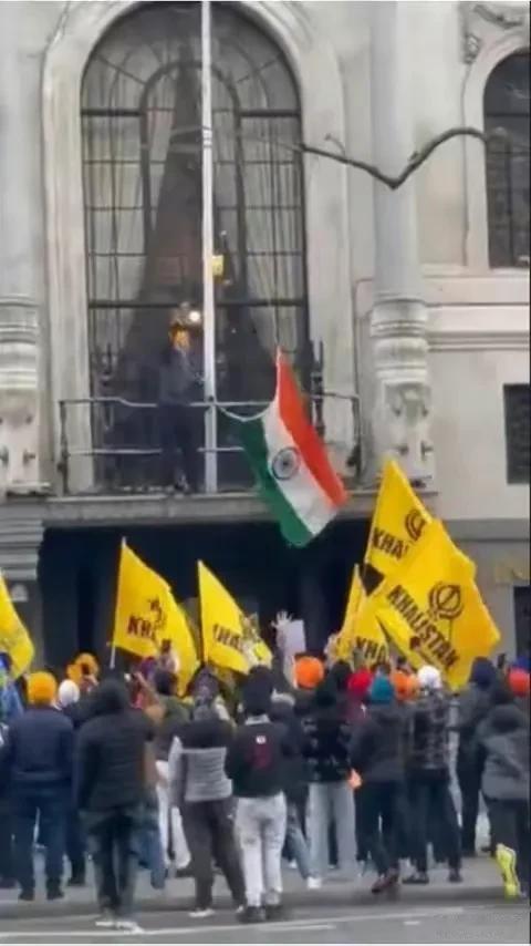 22日，印度用给英国驻印外交机构“安保降级”的方式，对英实施“对等报复”。
  