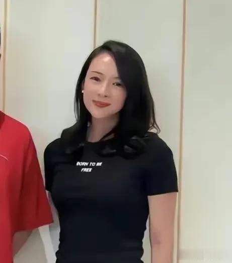 没想到，43岁的章子怡，竟然还会做出这样的事情，就在大家都忙着开工时，章子怡马不