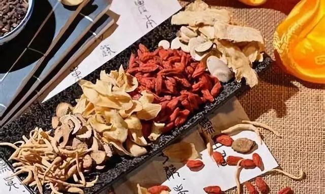 肾阴虚为什么用"六味"没用，中医：4种阴虚，教你正确滋阴