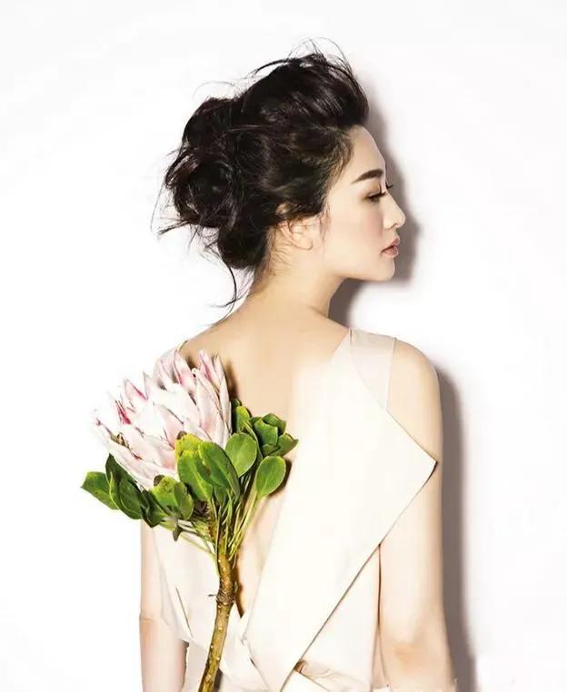 李小冉惊艳写真照片