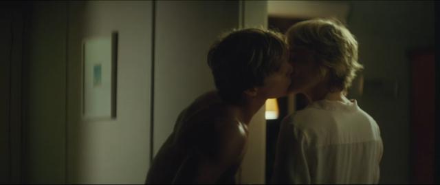 欲望？爱情？这段忘年恋很好看